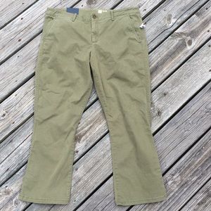 Gap cropped kaki pants